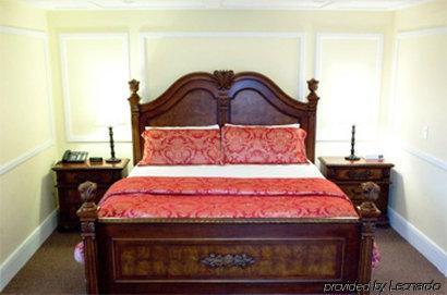 The George Hotel Washington