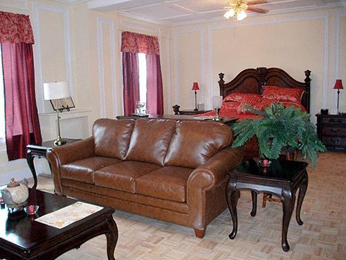 The George Hotel